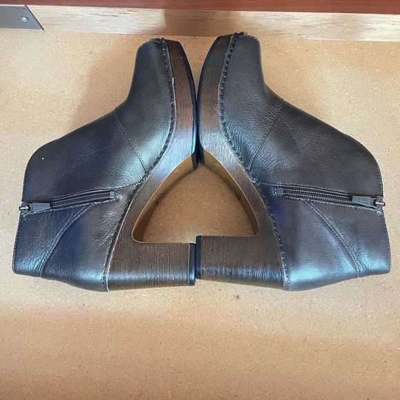 Dansko - Delphina Booties - Metallic Aged Bronze - Picture 7 of 10